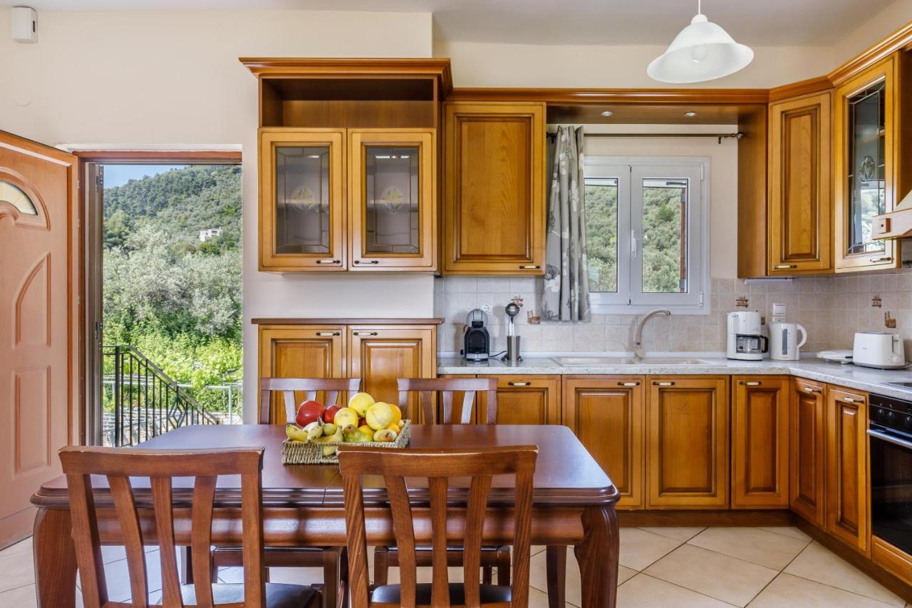 Holiday home Eleonora's *